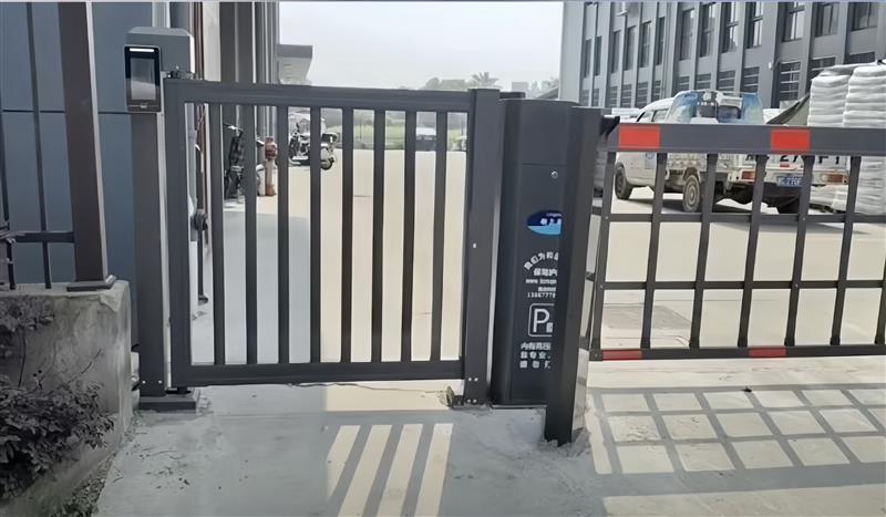 通道小门